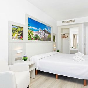 Habitación Superior con 2 Camas Individuales